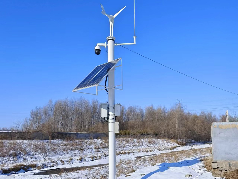 太阳能电源模块：道路检测、安防监控与户外监控的可靠动力源